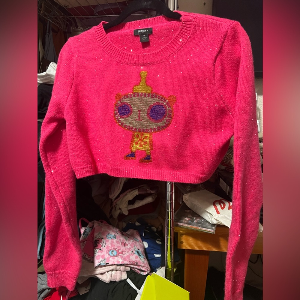 NWOT rhinestone figure crop top sweater